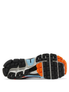 Air Zoom Vomero 5 Blue Gaze Total Orange3