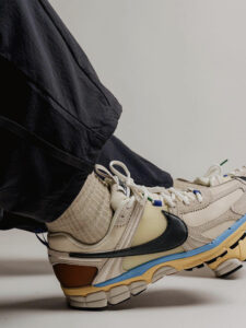Nike Zoom Vomero 5 Designed by Japan5