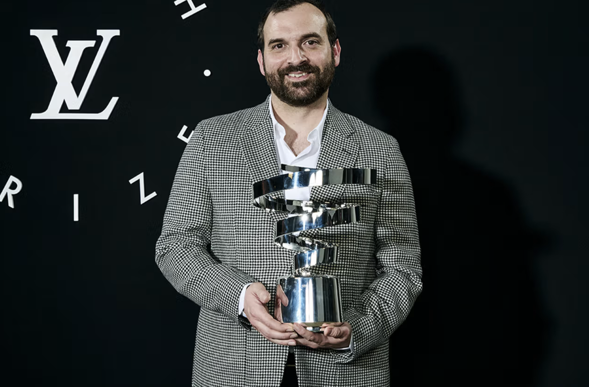 Raúl Pagès Se Consagra Vencedor Do Inédito Prêmio Louis Vuitton Para Criadores Independentes De Relógios Original São Paulo