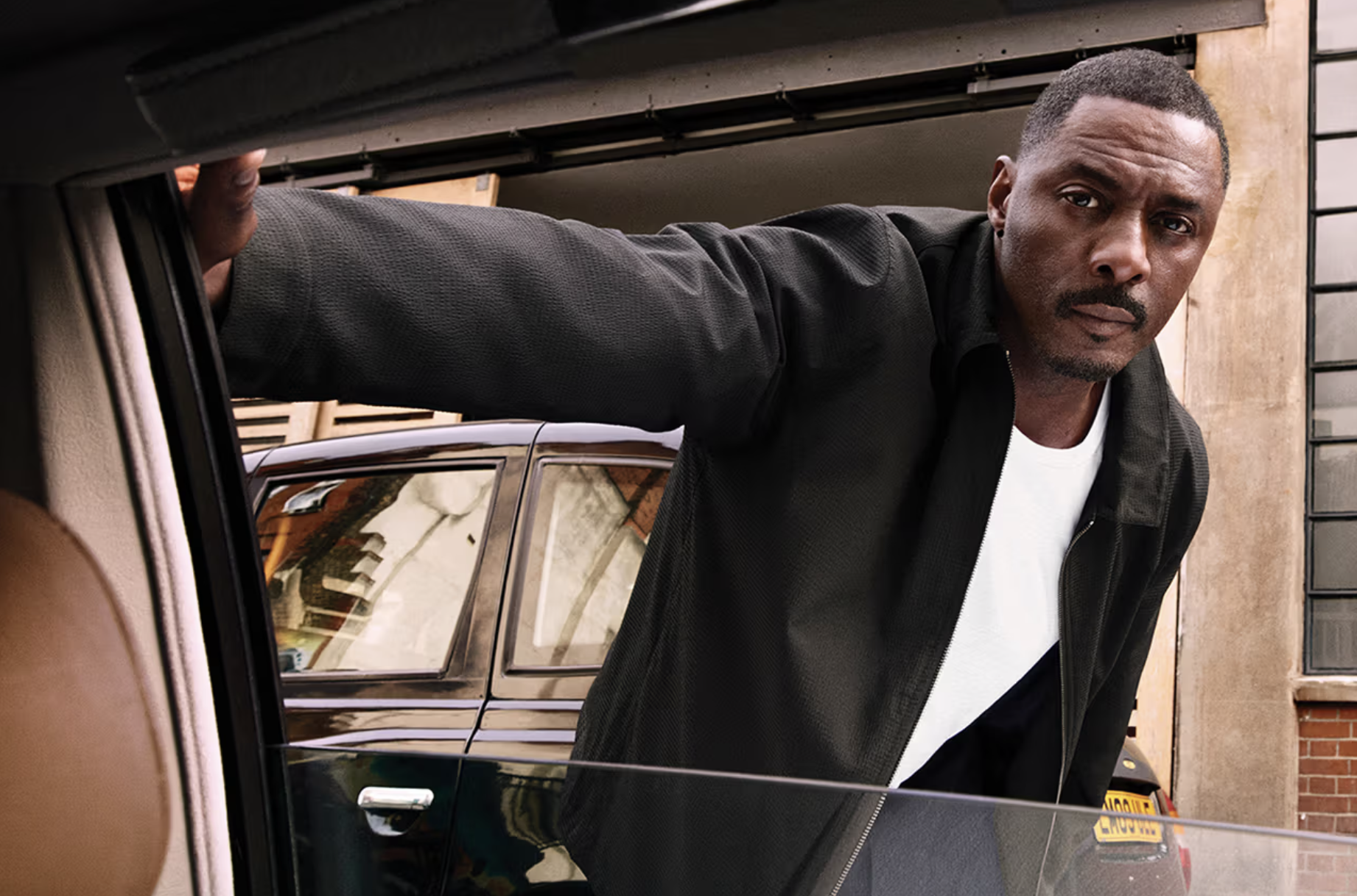Idris Elba Estrela A Campanha De Primavera 2024 Da Calvin Klein Menswear Original São Paulo
