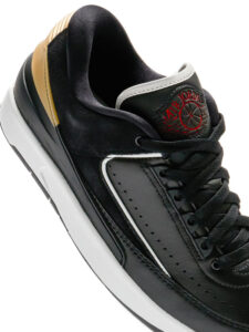 Jordan 2 Retro Low Black Metallic Gold4
