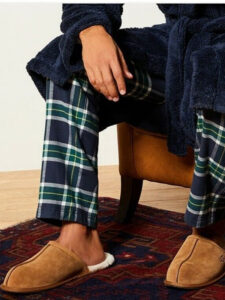 UGG Scuff Slipper Chestnut2