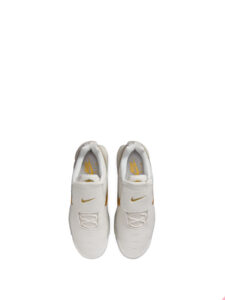 Air Max Plus Tiempo Metallic Gold4