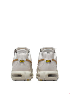 Air Max Plus Tiempo Metallic Gold5