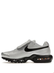 Air Max Plus Tiempo Wolf Grey Black2
