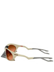 Oculos Oakley Plantaris Matte Sand Prizm Brown Gradient4