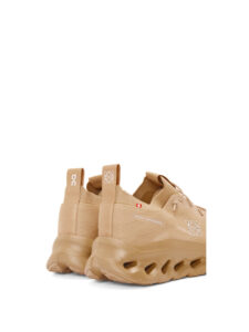 On Running Cloudtilt LOEWE Dark Sand4