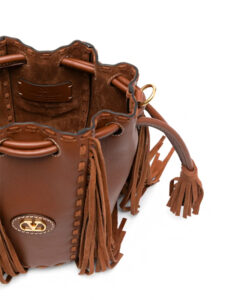Valentino Garavani VLogo Signature bucket bag4