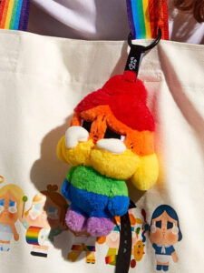 Pop Mart CryBaby Cheer Up Baby Plush Doll Pendant2