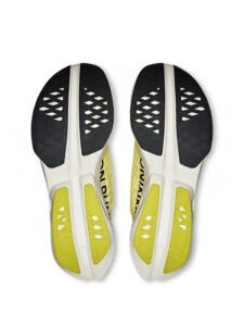 On Running Cloudboom Strike Limelight Wolf4