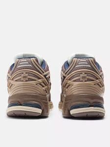 New Balance 1906R Earth Shadow Flat Taupe6