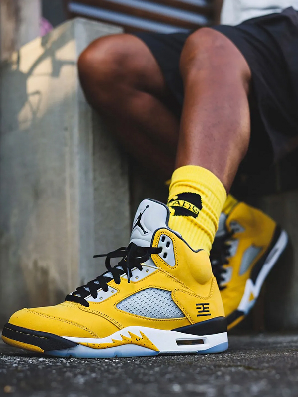 Jordan 5 Retro Tokyo T23 (2025) Original São Paulo Jordan 5 Retro Tokyo T23 (2025) - Imagem 2