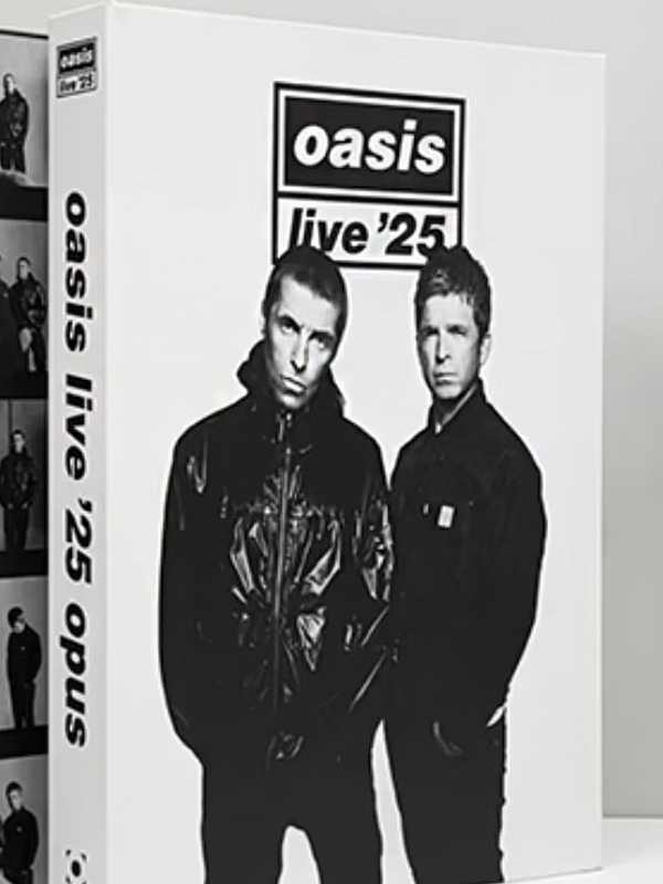 Celebração Da Volta Do Oasis Livro Exclusivo Com Fotografias Da Turnê Oasis Live 25 Original São Paulo