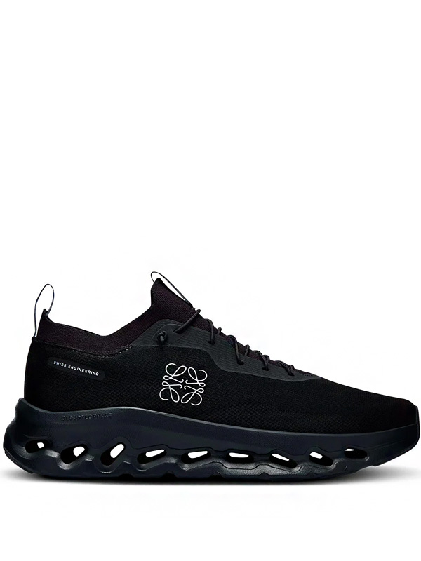 On Running Cloudsolo LOEWE Black1