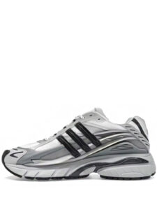 Pharrell Williams x adidas Adistar Jellyfish Solid Grey Clear Onix2