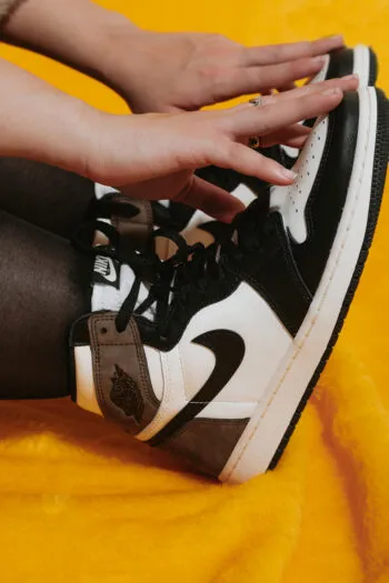 Air Jordan 1 High Dark Mocha - Imagem 3