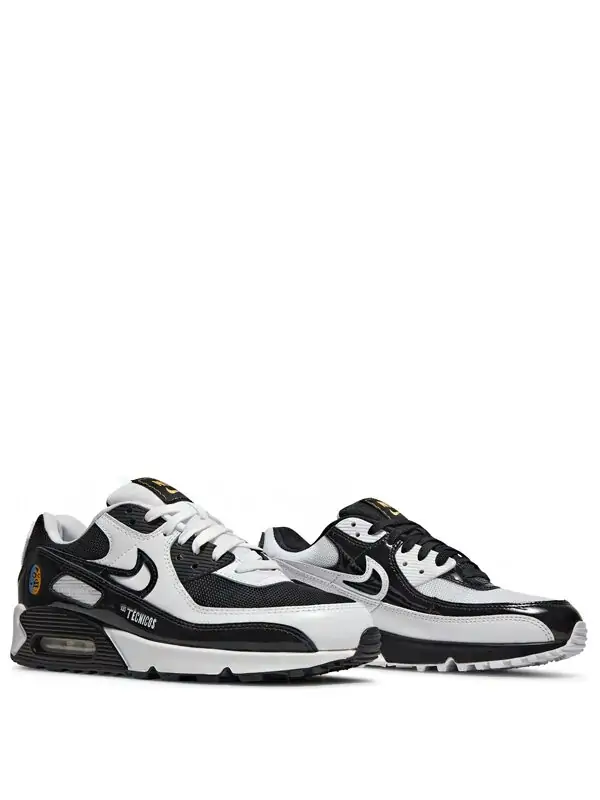 Nike Air Max 90 Lucha Libre.