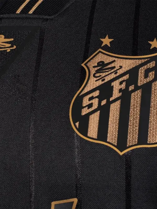 Cbjr x Umbro Camisa Santos Legacy Oversized3