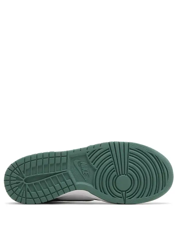 Nike Dunk Low Bicoastal3
