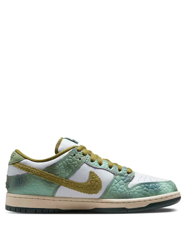 Nike SB Dunk Low Alexis Sablone Chameleon1 1