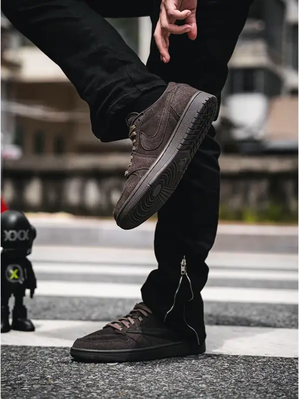 Travis Scott x Air Jordan 1 Low OG Velvet Brown - Imagem 2