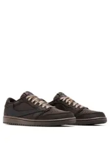 Travis Scott x Air Jordan 1 Low OG Velvet Brown4